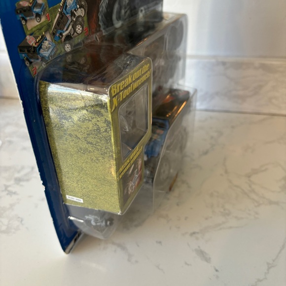 NIB 2001 Hot Wheels Mechanix Custom Hummer Shop Max X Tool Wrench - Picture 8 of 10